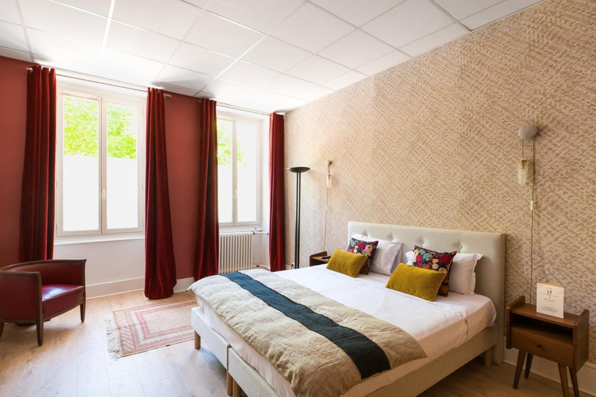 Grand Hotel De La Poste - Lyon Sud - Vienne Ngoại thất bức ảnh